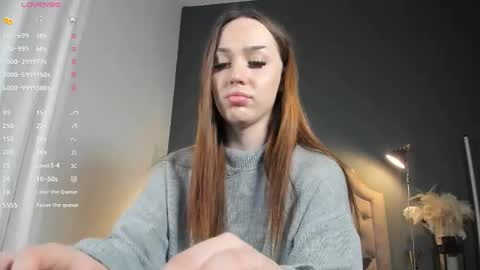 Snapshot of alina_39 chatting on September 19, 11:22 am alina_39 online show from September 19, 11:22 am