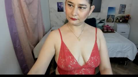 alinabozz1 online show from March 26, 2:50 am