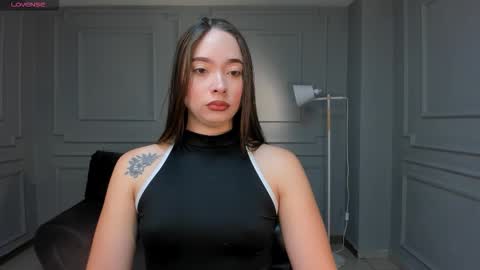 alinakravitz_ online show from September 10, 11:10 am