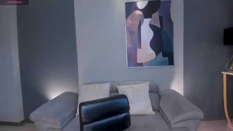 alinakravitz_ online show from March 19, 11:58 am