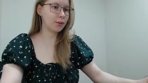 alinasei online show from June 28, 6:08 am