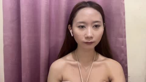 Suki  online show from April 27, 3:37 am