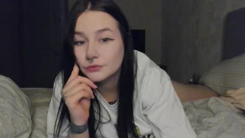 Aline Greeeen online show from March 24, 2:44 pm