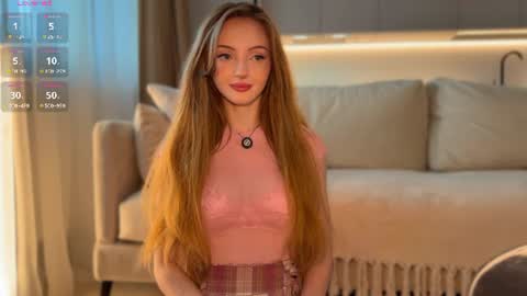 Alisa but you can call me Molli  online show from June 4, 4:51 am