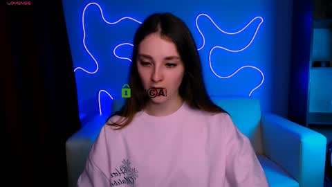 Alisa online show from April 2, 7:11 pm