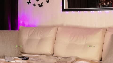 Alice online show from November 12, 2:01 am