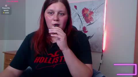 Snapshot of alisawoods_ chatting on July 17, 12:34 pm Alisa online show from July 17, 12:34 pm