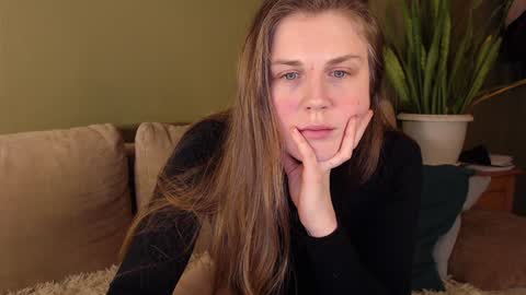 Snapshot of alisaxxxshy chatting on January 27, 2:42 am alisaxxxshy online show from January 27, 2:42 am