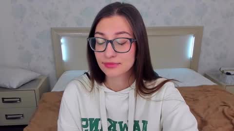 Alina online show from December 20, 10:43 pm