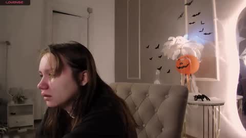 Snapshot of alisia_mars chatting on October 23, 5:51 am Alisia online show from October 23, 5:51 am