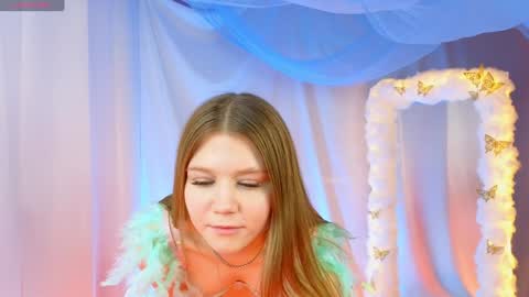 Snapshot of alisia_spinnet chatting on January 26, 7:21 am Alisia online show from January 26, 7:21 am