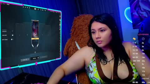 Snapshot of alison_gamer chatting on April 5, 7:44 pm Alison online show from April 5, 7:44 pm