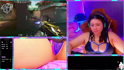 Snapshot of alison_gamer chatting on April 22, 9:05 pm Alison online show from April 22, 9:05 pm