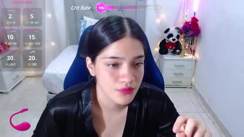 Snapshot of alison_girl22 chatting on March 5, 7:38 pm Alison online show from March 5, 7:38 pm