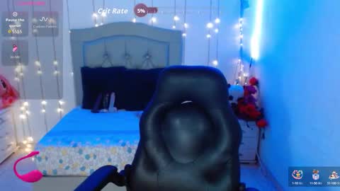 Snapshot of alison_girl22 chatting on September 17, 8:54 pm Alison online show from September 17, 8:54 pm