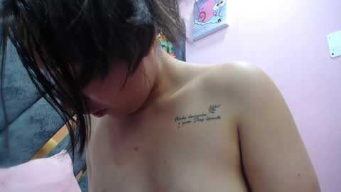 Alison Meiker online show from March 26, 3:23 am