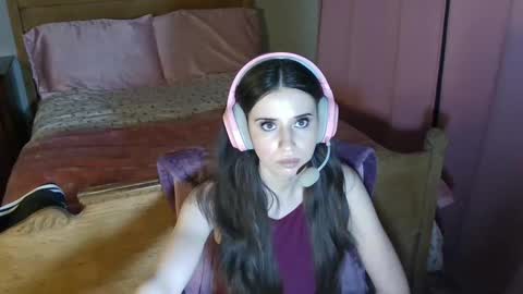 Alison Fields online show from February 15, 12:07 am