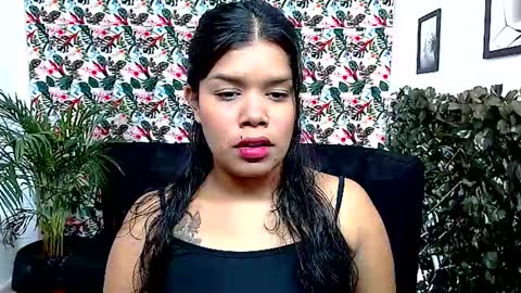 Snapshot of alisonn_hot chatting on December 2, 11:29 pm ALISSON HOT online show from December 2, 11:29 pm