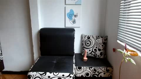 Alisonturbay online show from May 28, 12:57 pm