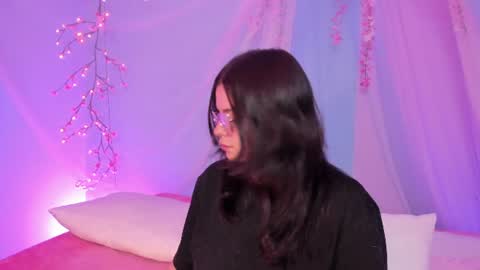 Mia online show from July 10, 4:06 am