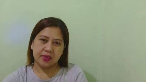 Snapshot of alissalove18 chatting on January 28, 11:49 am alissalove18 online show from January 28, 11:49 am