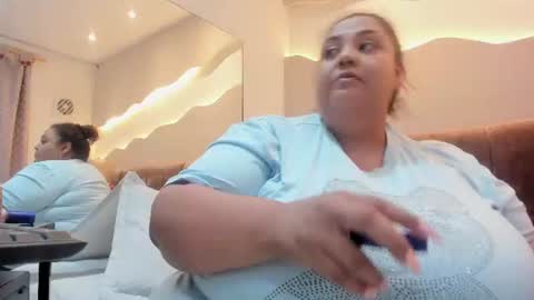 Snapshot of alisson_am chatting on July 8, 5:17 pm Alisson online show from July 8, 5:17 pm
