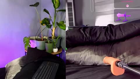 A  L  I  S  S  O  N online show from December 19, 11:12 pm