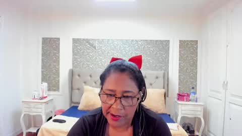 Snapshot of alisson_morrist chatting on December 19, 2:34 am alisson_morrist online show from December 19, 2:34 am