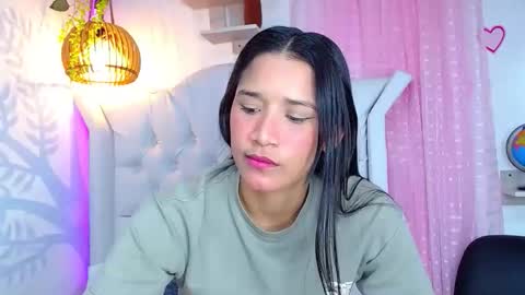 alisson online show from May 17, 7:28 am