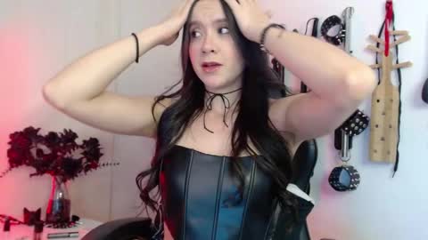 Alisson Beckett online show from May 30, 7:44 pm