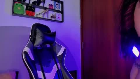 Snapshot of alissonpeach111 chatting on March 4, 8:35 am Alisson online show from March 4, 8:35 am