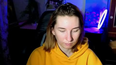 Snapshot of alisun_ chatting on October 17, 3:36 pm A L I C E online show from October 17, 3:36 pm