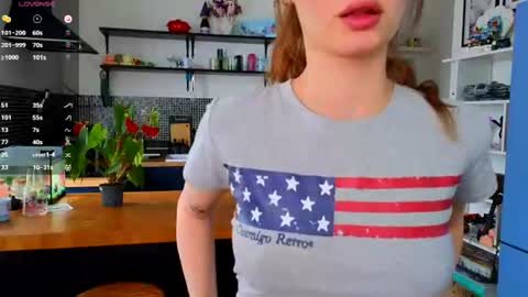 Alivia    online show from June 16, 8:39 am