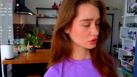 Alivia    online show from June 17, 8:50 am
