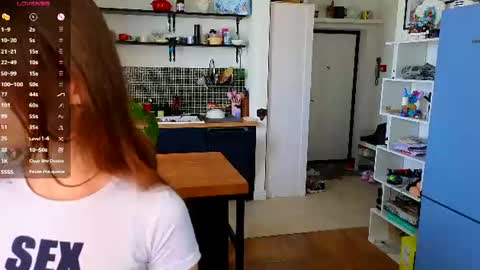 Alivia    online show from June 30, 8:15 am