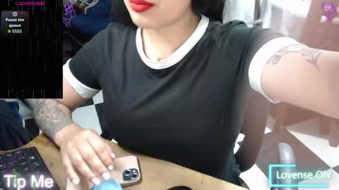Alix online show from May 11, 12:49 am