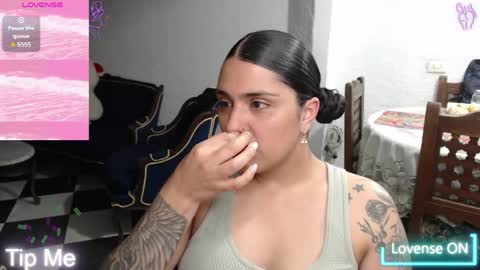 Alix online show from May 28, 2:09 am
