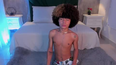  Alexis Etereo  online show from April 2, 2:04 pm