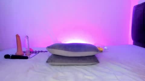 alizzon online show from May 20, 9:32 pm