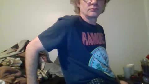 Snapshot of aljj81 chatting on March 9, 4:16 am J online show from March 9, 4:16 am