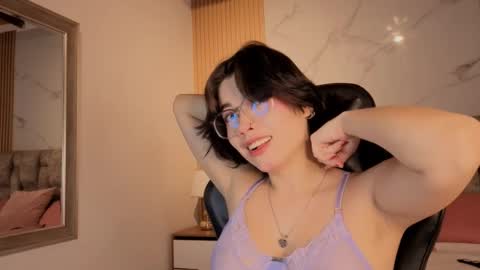 alkivamoon online show from May 13, 7:22 pm