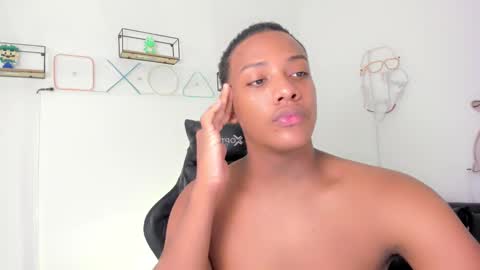 Snapshot of allan_ghersi02 chatting on December 17, 10:23 am Angel online show from December 17, 10:23 am