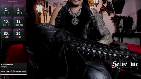 Snapshot of allanhurtss chatting on May 27, 11:35 pm online show from May 27, 11:35 pm
