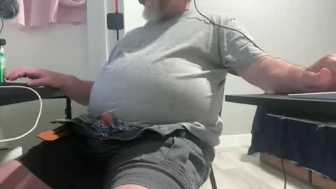 Allergictolove online show from March 22, 12:36 am