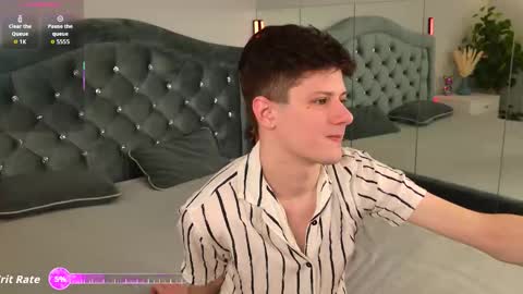 Snapshot of allert_ chatting on February 13, 1:56 am allert_ online show from February 13, 1:56 am