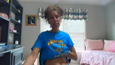 wishlist on bio online show from March 20, 9:52 pm