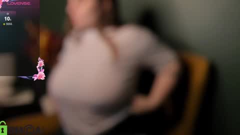 Snapshot of alli_aster chatting on March 11, 1:12 pm alli_aster online show from March 11, 1:12 pm