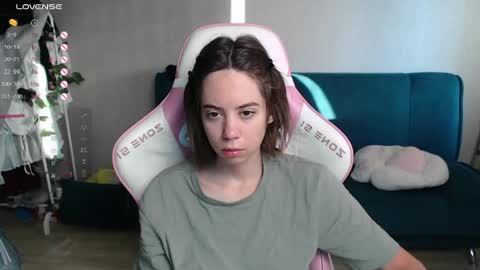 Snapshot of allie_hazie chatting on June 7, 11:19 pm alice online show from June 7, 11:19 pm