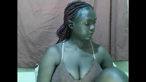 Allie online show from October 27, 10:52 am