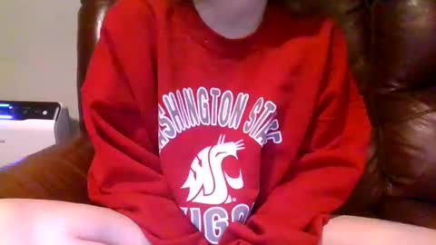 alliebearx online show from February 27, 2:44 am